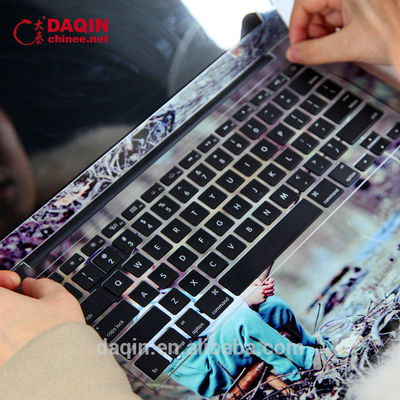 เครื่องทำผิวแล็ปท็อปกระจกนิรภัย CE สำหรับตัวป้องกันหน้าจอโทรศัพท์