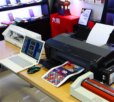 เครื่องตัดผิวหนังโทรศัพท์มือถือ CE Daqin 3d พร้อมซอฟต์แวร์